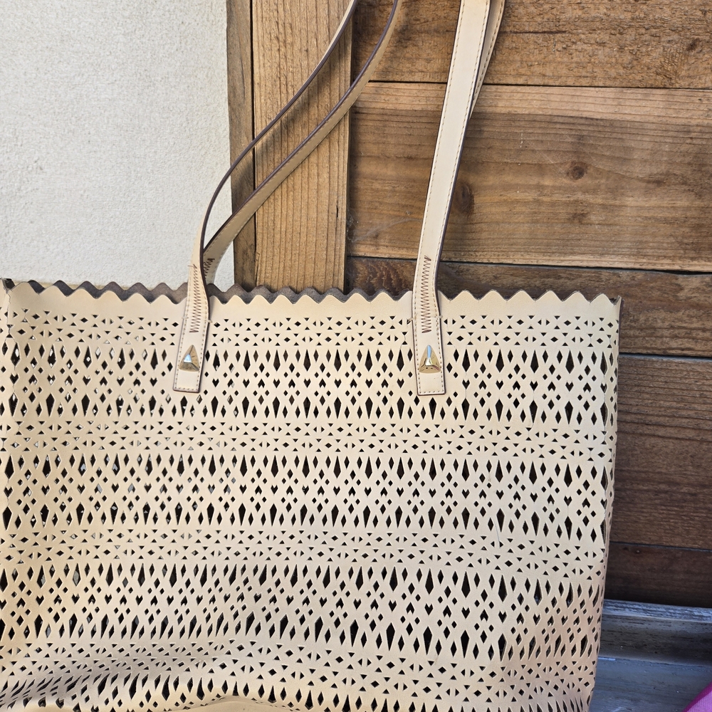 Stella & Dot Tan Lazer Cut Tote Bag